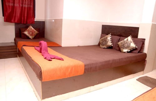 Merces Hotel | Hotel Travellers Inn