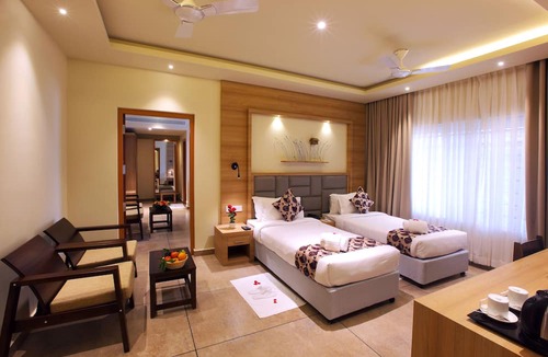 Kumily Hotel | Wood Note Thekkady