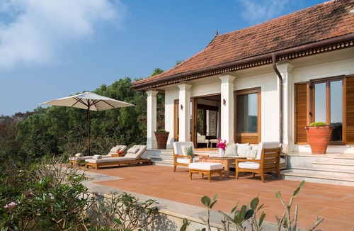 Hireguthi Hotel | Kahani Paradise