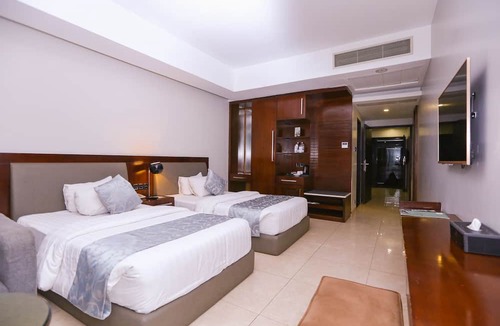 Dhaka Hotel | Sky City Hotel Dhaka
