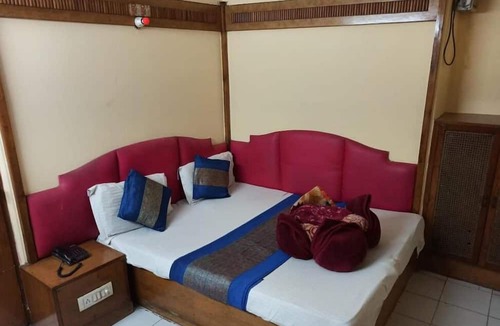Paharganj Hotel | Hotel Delhi Regency