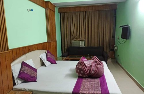 Paharganj Hotel | Hotel Delhi Regency