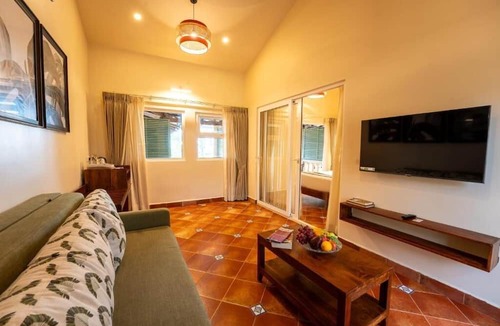 Sernabatim Hotel | C'Roque Beach Resort