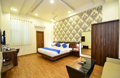 Mansarovar Hotel | Hotel Sapphire World