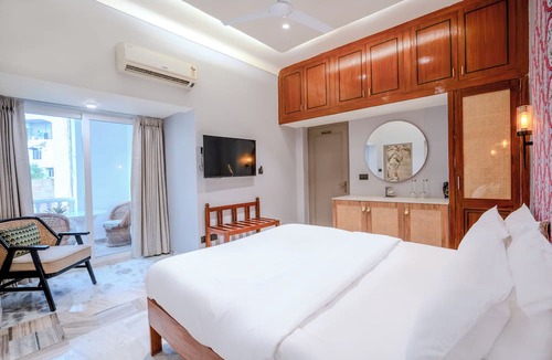 Panch Batti Hotel | Girisadan Homestay