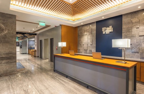 Thoraipakkam Hotel | Holiday Inn Express Chennai OMR Thoraipakkam by IHG