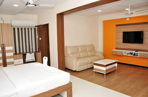 RS Puram Hotel | Santhoshpuri