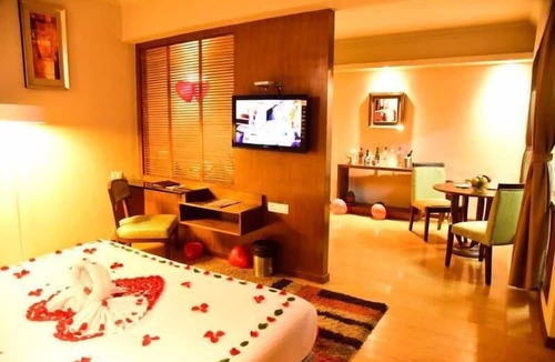 Thalayathimund Hotel | Sinclairs Retreat Ooty