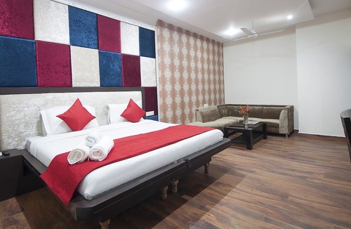 Karol Bagh Hotel | Hotel Apra International
