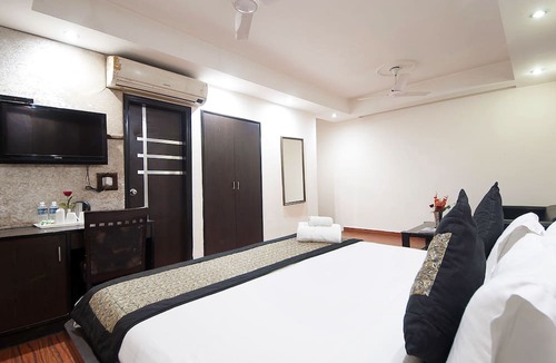 Karol Bagh Hotel | Hotel Apra International