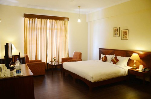 Kookas Resort | The Gold Palace & Resorts