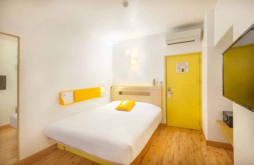 Connaught Place Hotel | Bloomrooms @ Janpath