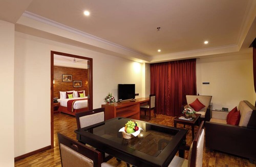 Kochi Hotel | JVK Park Hotel