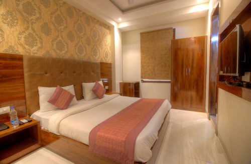 Mahipalpur Hotel | Hotel The Vegas