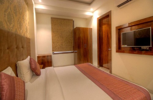 Mahipalpur Hotel | Hotel The Vegas