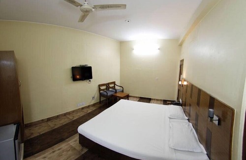 Jalandhar Hotel | Hotel Dolphin