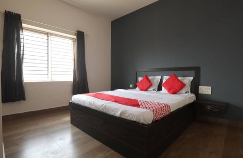 Mangalpady Hotel | OYO 24602 City Residence