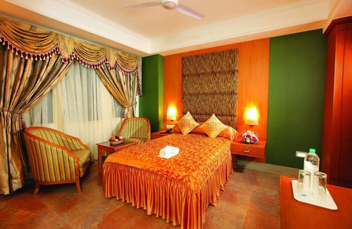 Maradu Hotel | The Classik Fort