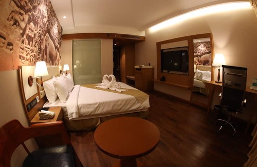 Navalur Hotel | Regenta Central RS - Chennai