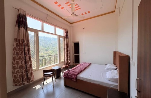 Kalka Hotel | ShantiKunj Homestay Nearby Morni Hills Waterfall