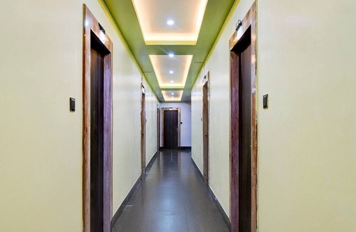 Madanpur House | Super Townhouse Aiims Kolkata