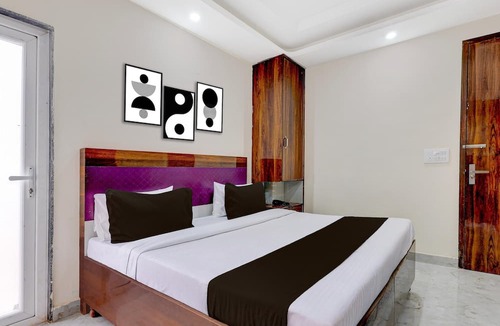 DLF Phase 3 House | Super Townhouse Phase 3 DLF Cyber City