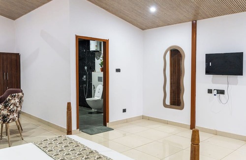 Gurugram Resort | Dreamland Farm and Resort