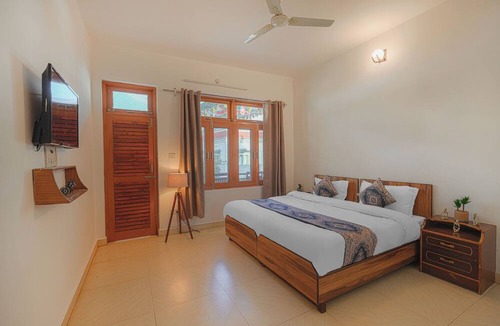 Suja Bed & Breakfast | Bir Downtown