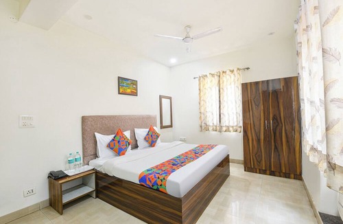 Karol Bagh Hotel | Fabhotel Fortune Residency - Nr Sarai Rohilla Railway Station