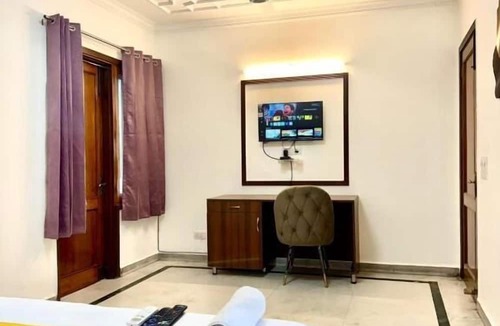 Saket Apartment | Fortune Home Service Apartment 2BHK E-30