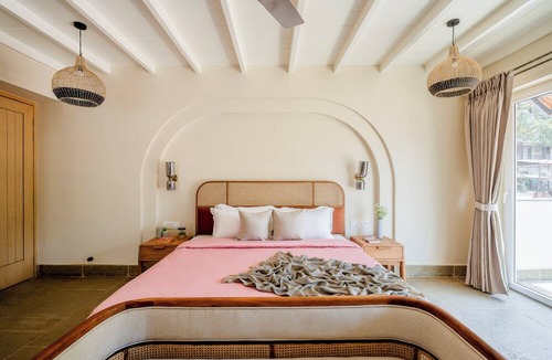 Vagator Villa | Staymaster White Castle-3BHK | Pvt Pool | Vagator
