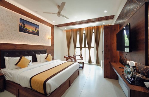 Saligrama Hotel | GREEN VIEW SUITES