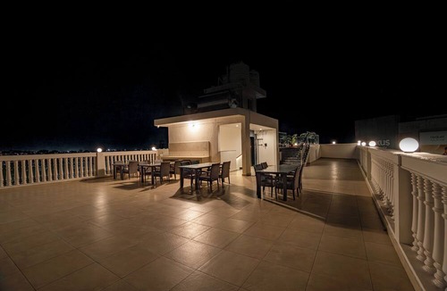 Mysore Hotel | Aura Inn & Suites