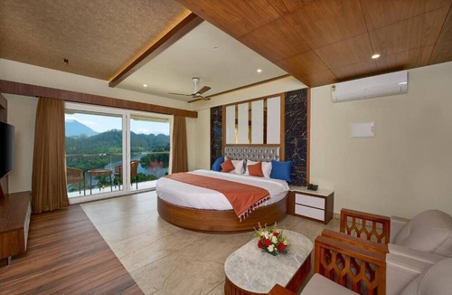 Devikolam Resort | Eve Munnar Luxury Resort & Spa