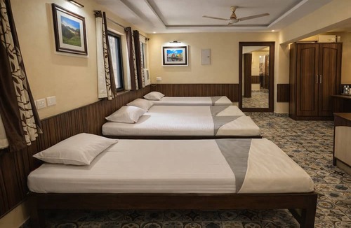 Penha de Franรงa Hotel | Hotel Picnic Plaza