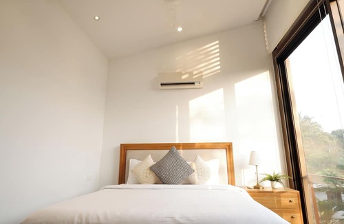Nerul Villa | Sun Contemporary by Dia Homes