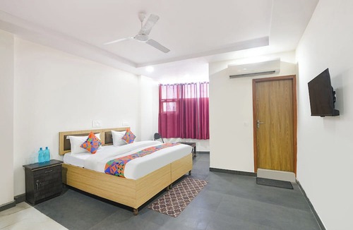 Govindpuri Hotel | Fabhotel Grand