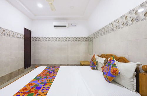 Sriperumbudur Hotel | Via Neverland Residency