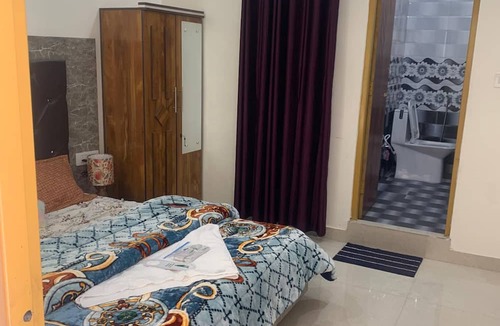 Bullawala Hotel | Hotel Maitri
