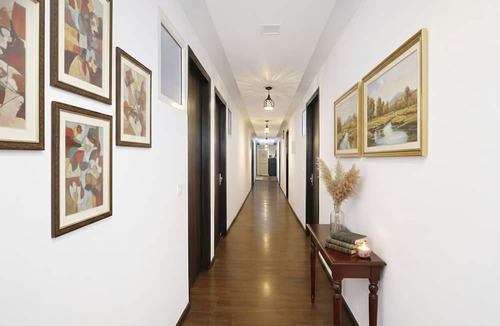 Greater Kailash Hotel | Via Anand Mukesh Residency - Greater Kailash