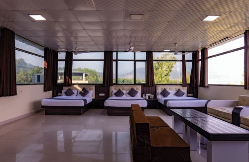 Dhikuli Hotel | Flying Sparrow Riverside Resort