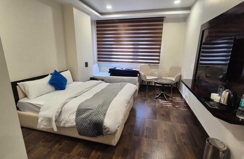 Bullawala Hotel | BelAir Luxury Stay