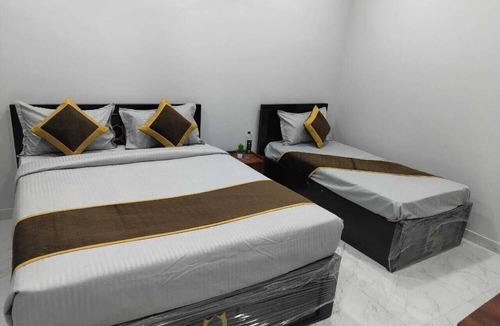 Bengaluru Cabin | Bluefin Rooms