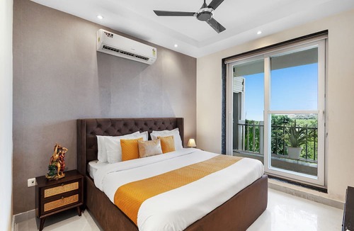 Noida Villa | Alaya Stays Versace Farms |5 BHK Farm house