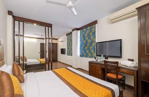 Patel Nagar Hotel | Hotel Clark Heights