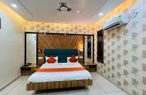 Kasganj Hotel | Hotel Robinson Kasganj