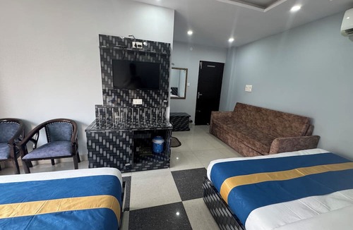 Mayapur Hotel | Hotel Suraj By T And M Hotels