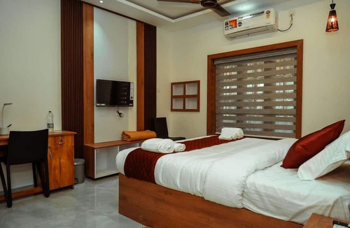 Munroe Island Resort | Kalloos Island Backwater Resort