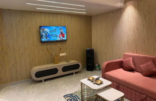 Amer Fort Road House | Sk Govindam