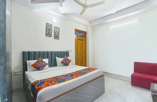 Mansarovar Hotel | Via Mansarovar Palace